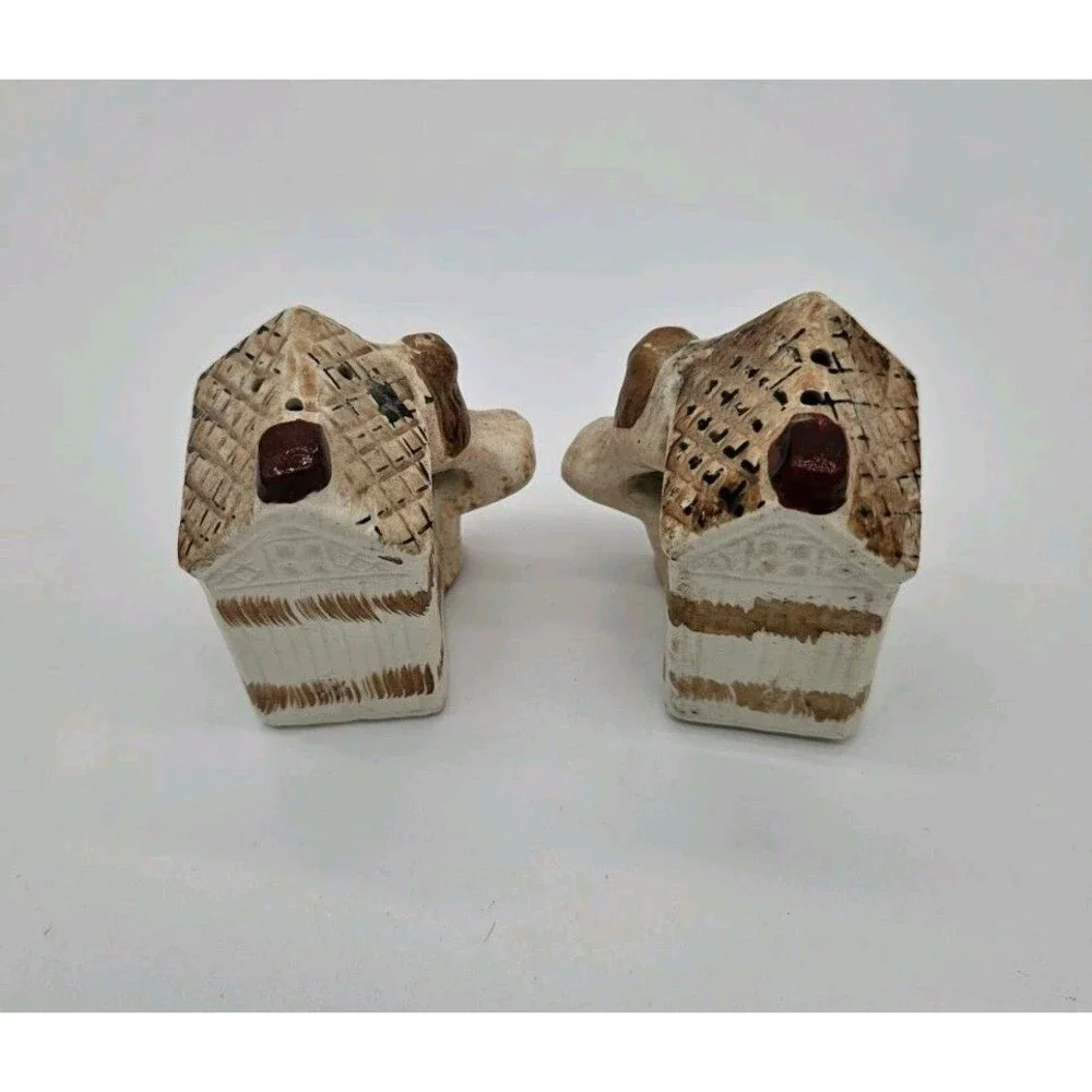 Vtg Risqué Pinup Girls Salt And Pepper Shaker “I'm Full Of” Outhouse